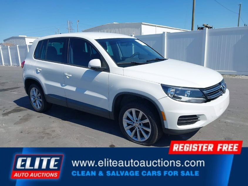 Used 2014 Volkswagen Tiguan SE image 2