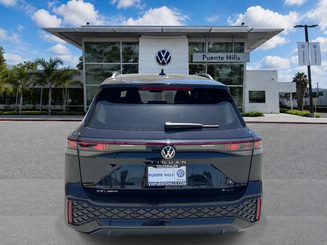 New 2026 Volkswagen Tiguan SEL R-Line AWD/4WD image 5