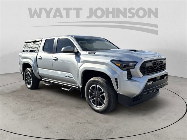 Used 2025 Toyota Tacoma TRD Sport image 7