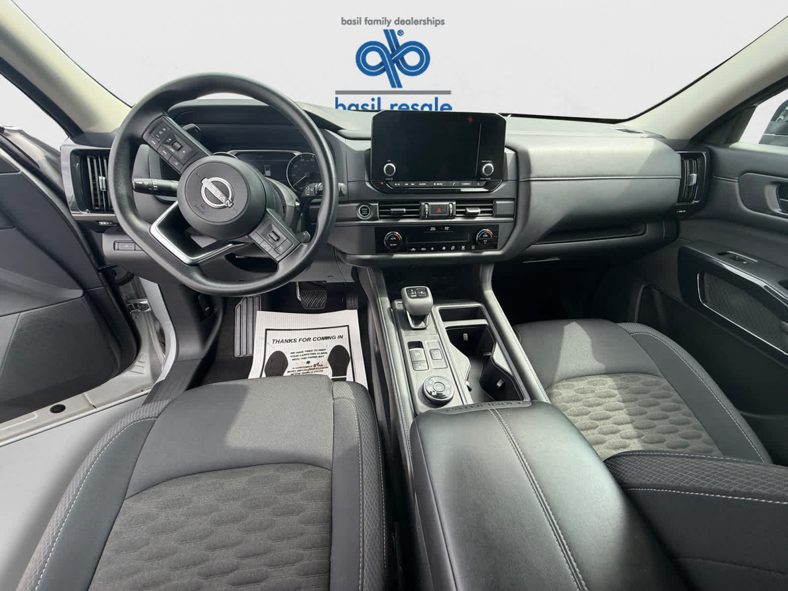 Used 2024 Nissan Pathfinder S AWD/4WD image 14