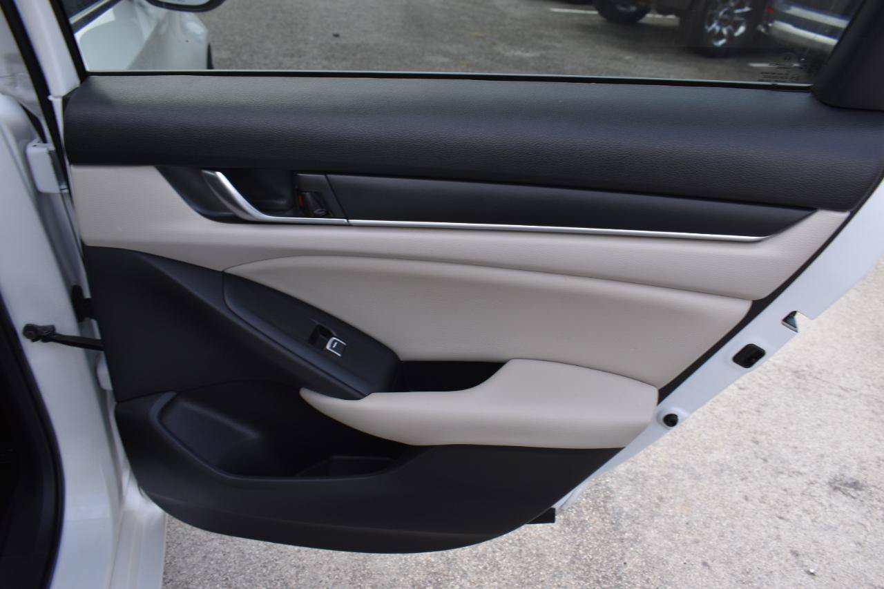 Used 2019 Honda Accord LX image 34