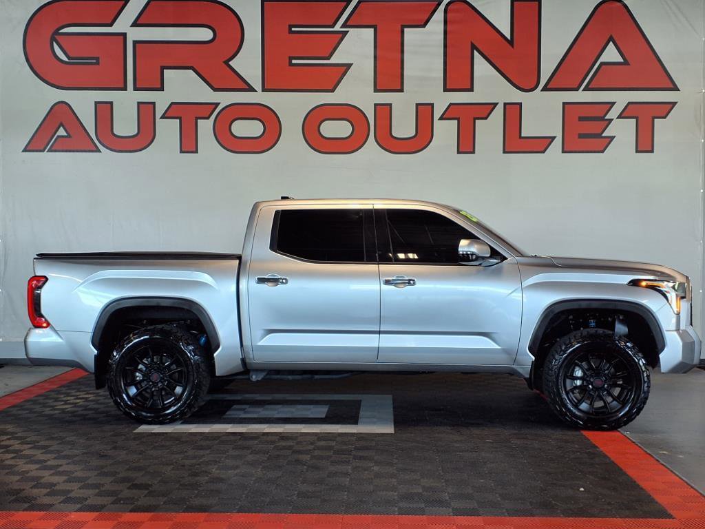 Used 2023 Toyota Tundra Limited image 1