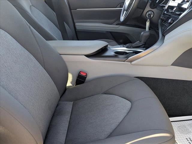 Used 2023 Toyota Camry LE image 19