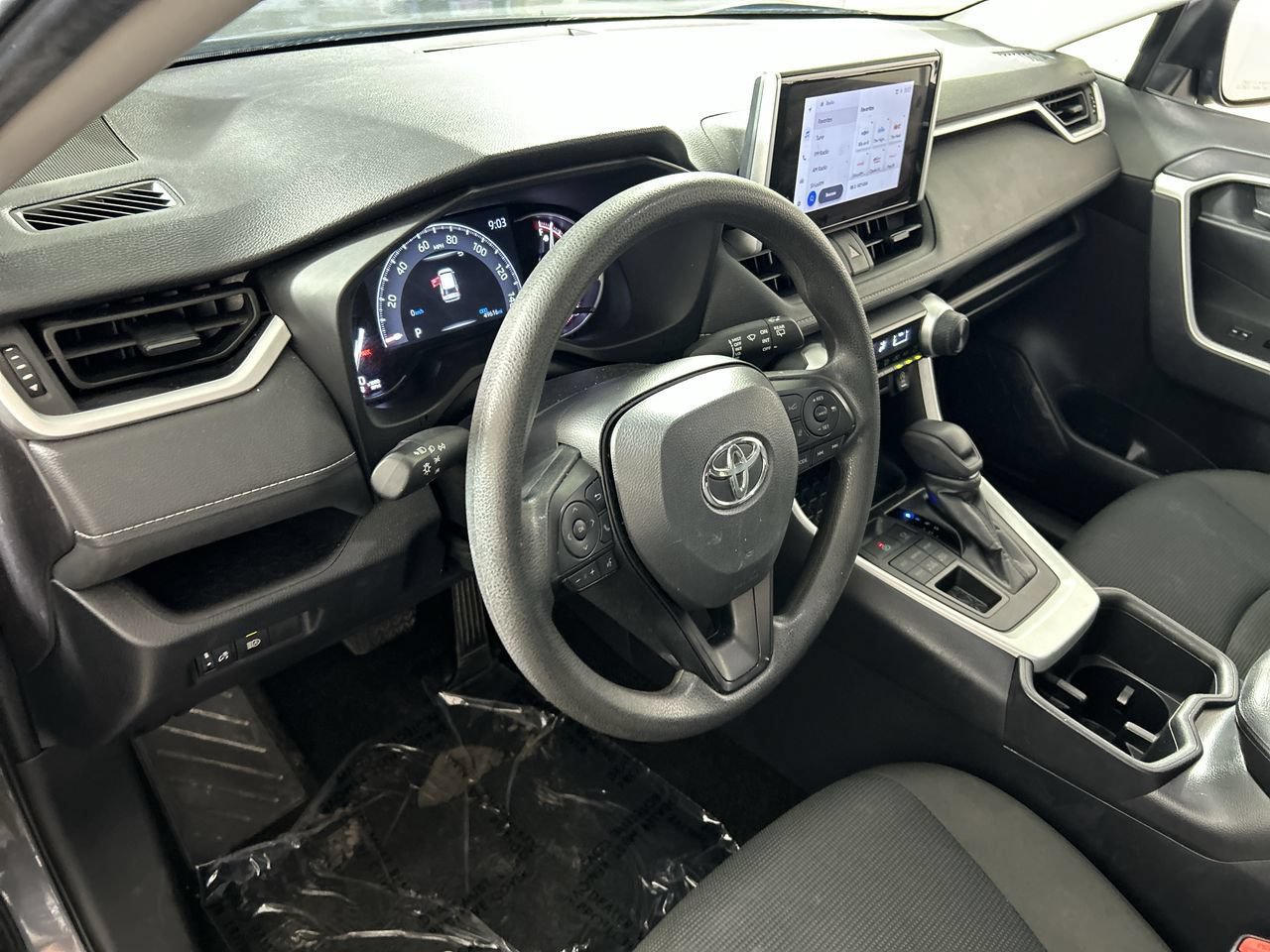 Used 2025 Toyota RAV4 LE AWD/4WD image 12