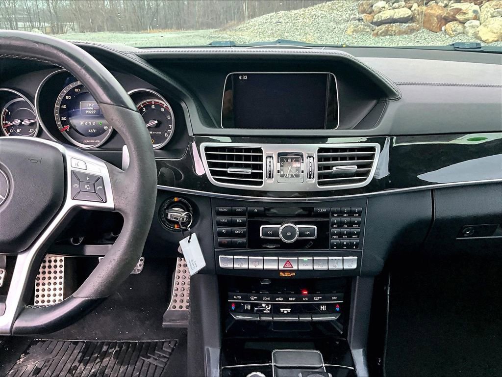 Used 2015 Mercedes-Benz E 63 AMG S-Model image 29