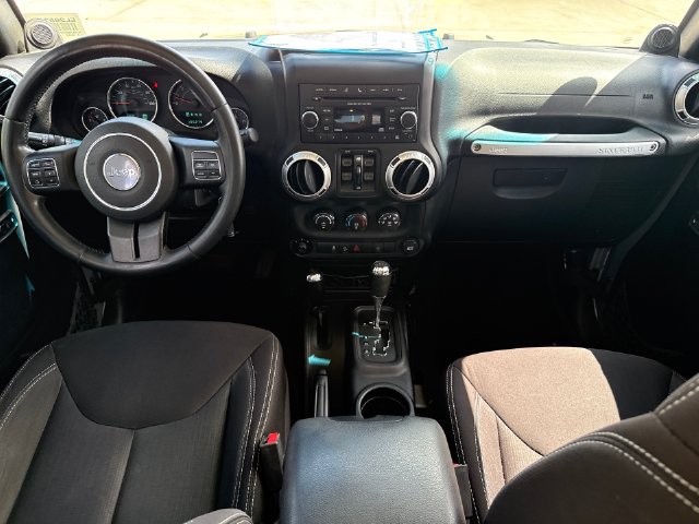 Used 2014 Jeep Wrangler Unlimited Sahara w/ Max Tow Package AWD/4WD image 23