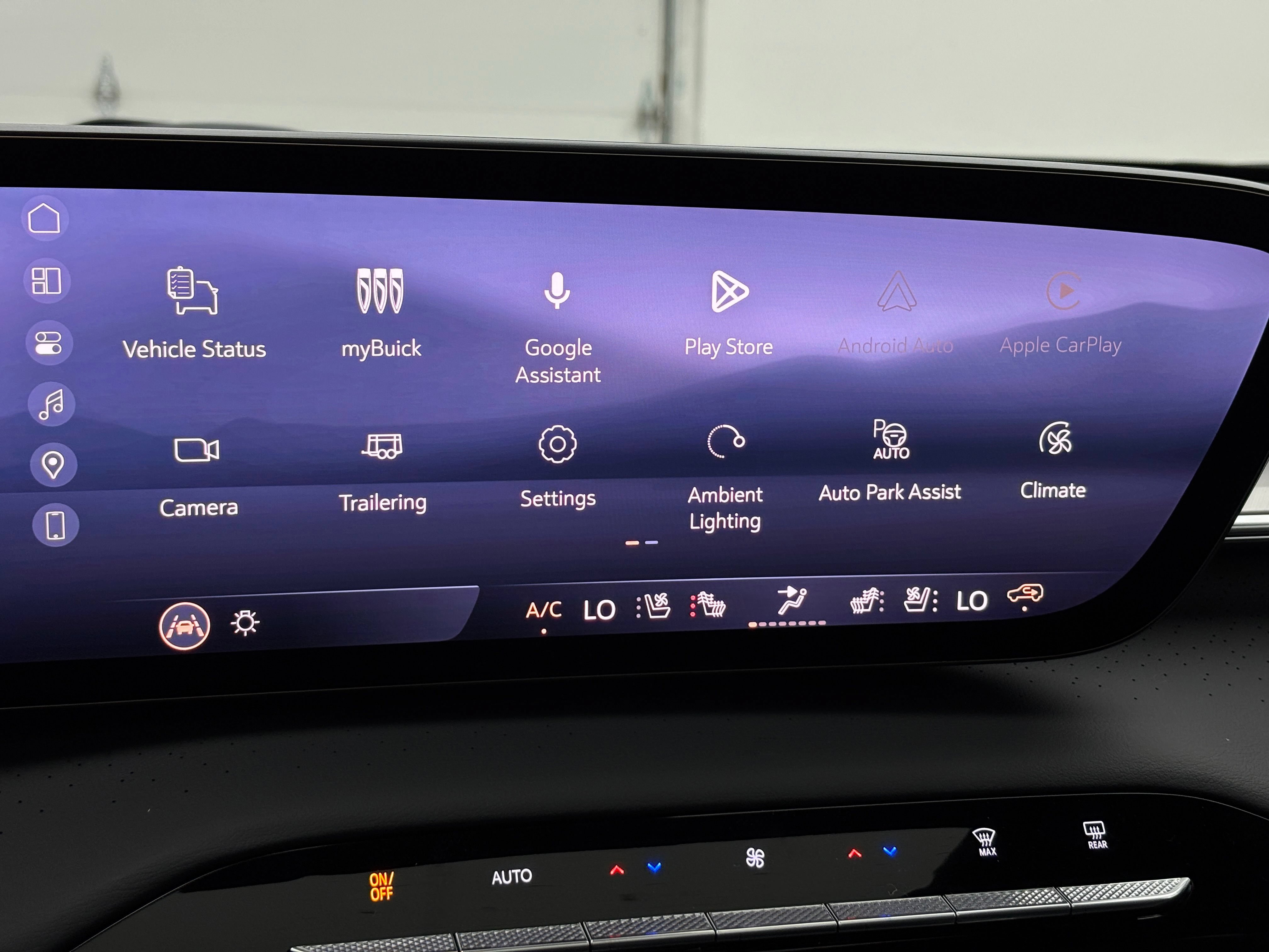 New 2027 Buick Enclave Avenir w/ LPO, Floor Liner Package AWD/4WD image 30