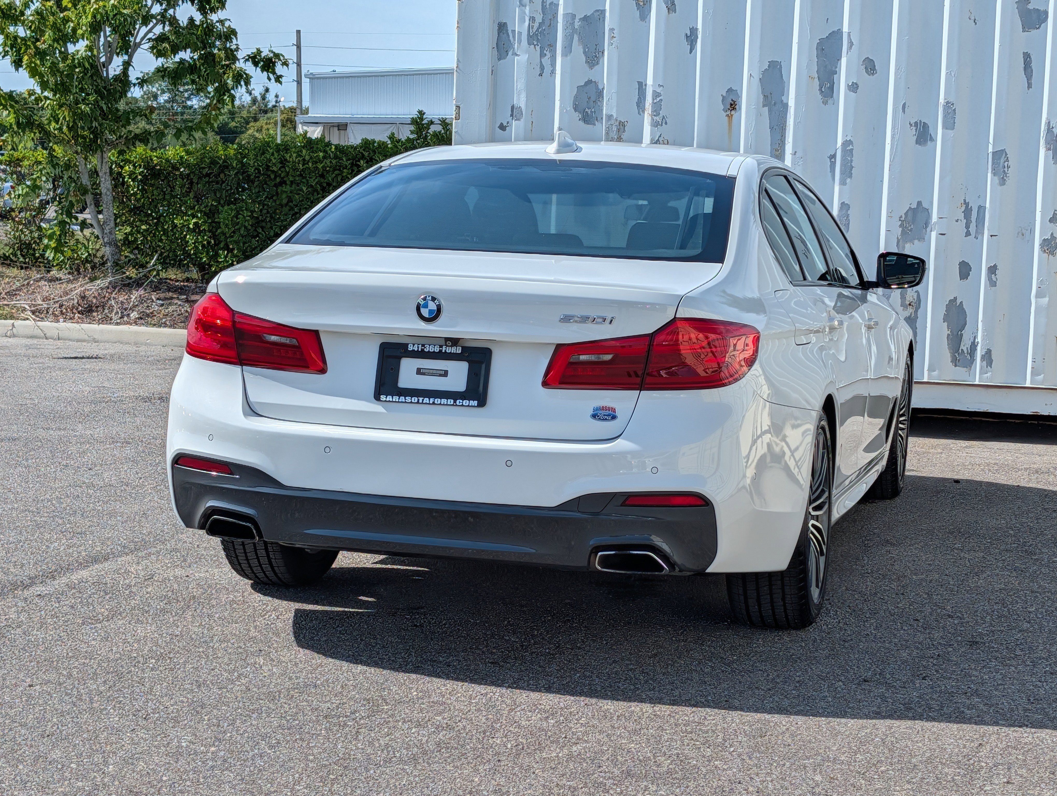 Used 2017 BMW 530i RWD image 4