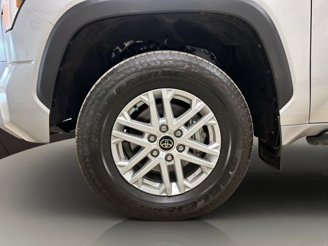 Used 2022 Toyota Tundra SR5 w/ SR5 Premium Package image 25