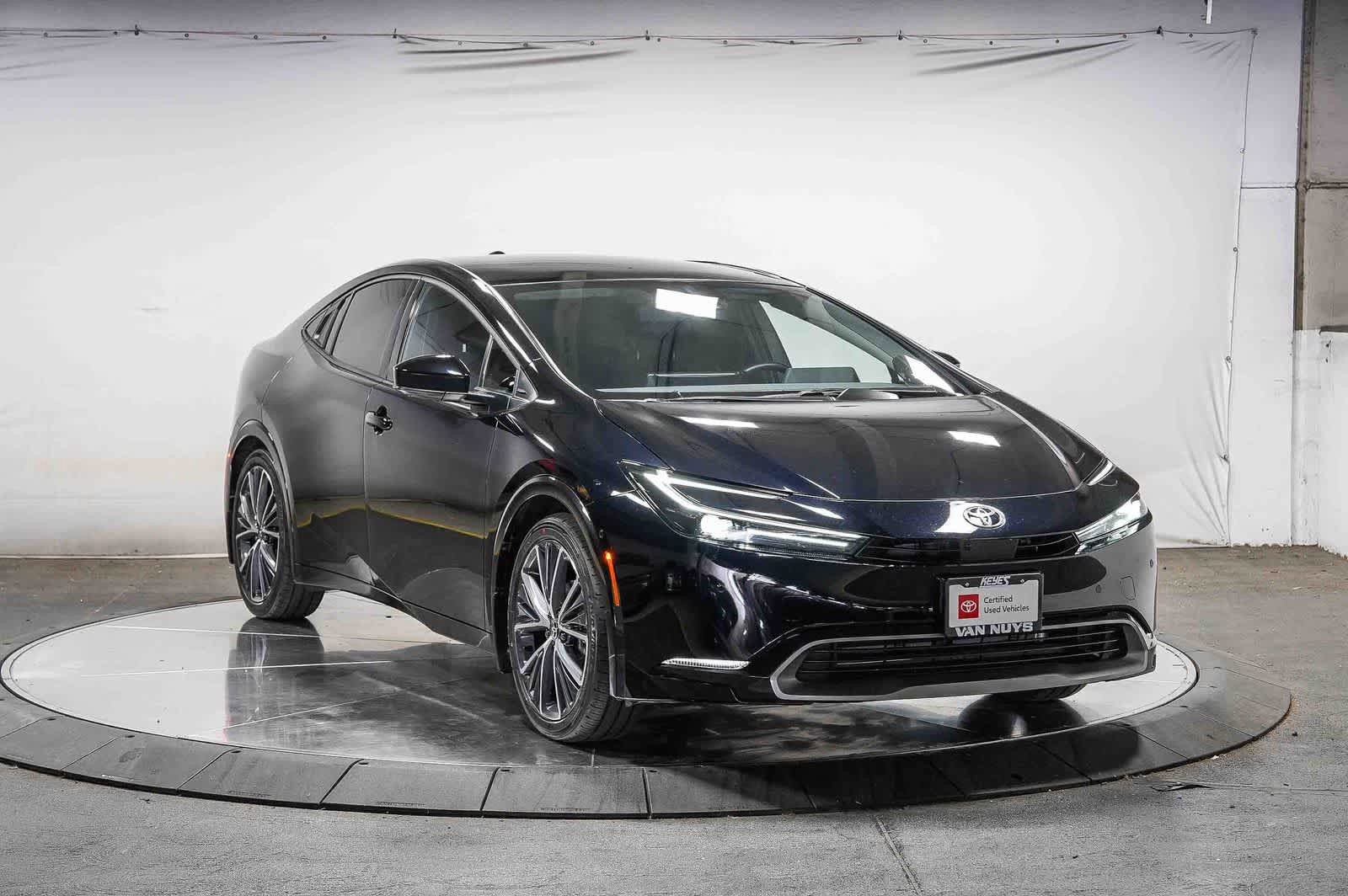 Certified 2026 Toyota Prius Limited w/ Limited Premium Package FWD image 5