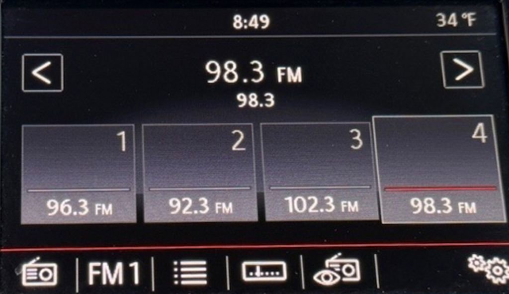 Used 2016 Volkswagen Tiguan S image 21