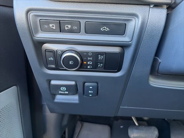 Used 2024 Ford F150 Lariat w/ Equipment Group 502A High image 13