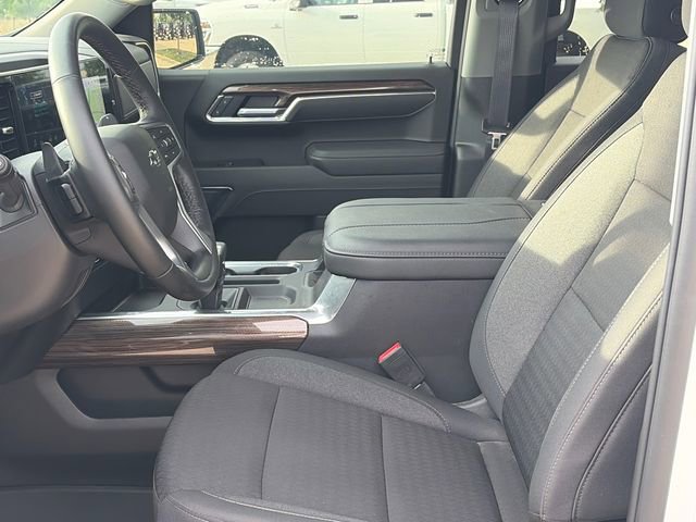 Used 2026 Chevrolet Silverado 1500 LT Trail Boss w/ LPO, Dark Essentials Package image 17