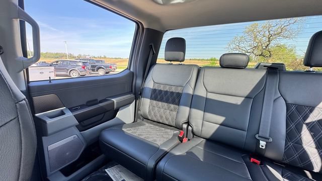 New 2026 Ford F250 XLT w/ XLT Premium Package AWD/4WD image 14