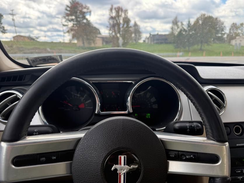 Used 2007 Ford Mustang Coupe image 5