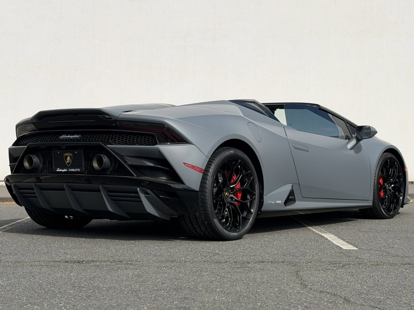 Used 2022 Lamborghini Huracan EVO image 7