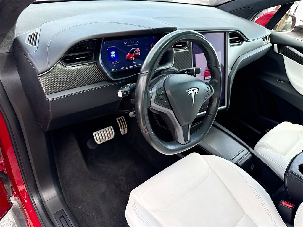 Used 2021 Tesla Model X Performance image 10