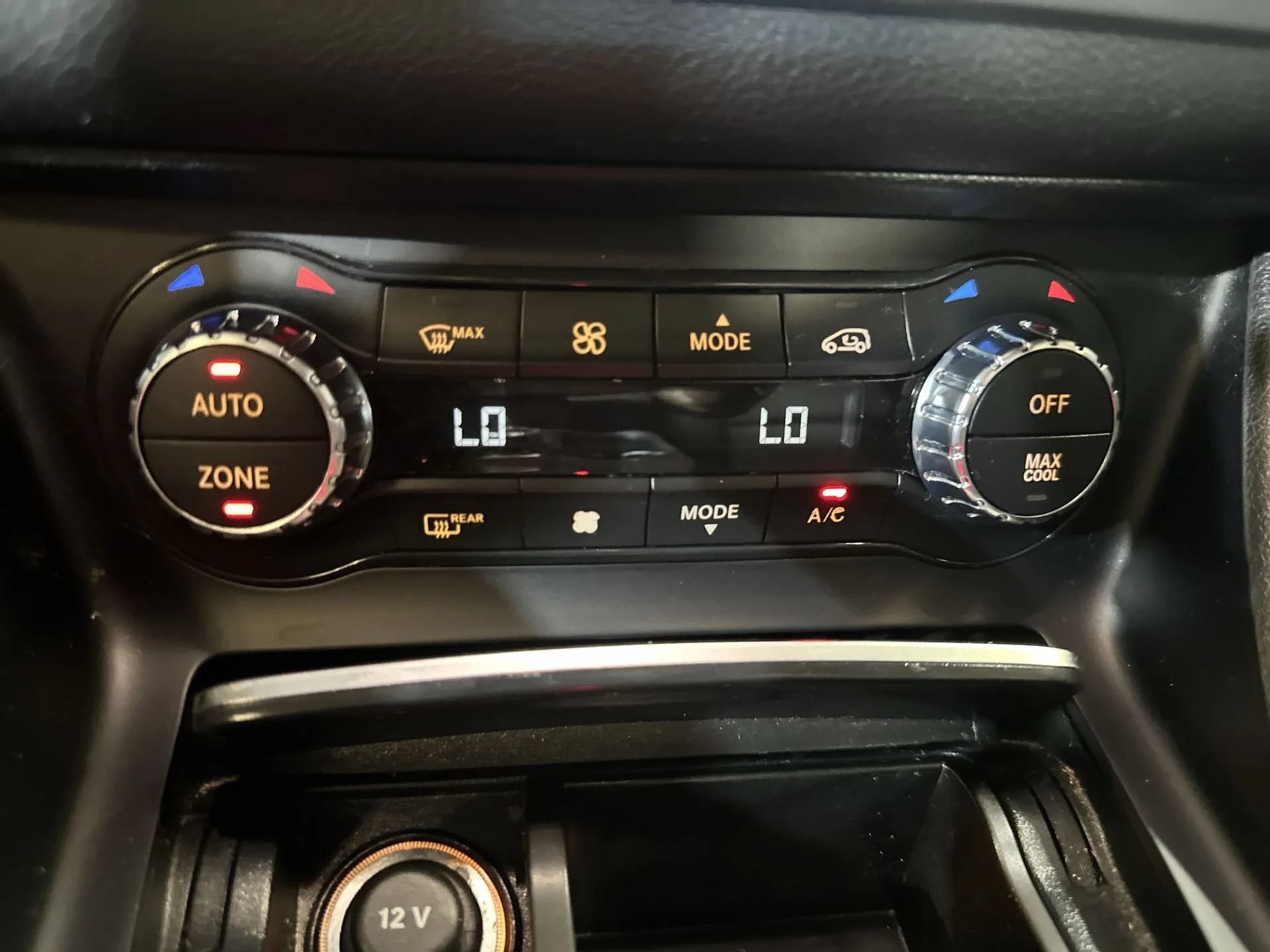 Used 2019 Mercedes-Benz CLA 250 4MATIC image 21