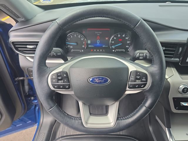Used 2023 Ford Explorer XLT w/ Equipment Group 202A RWD image 16