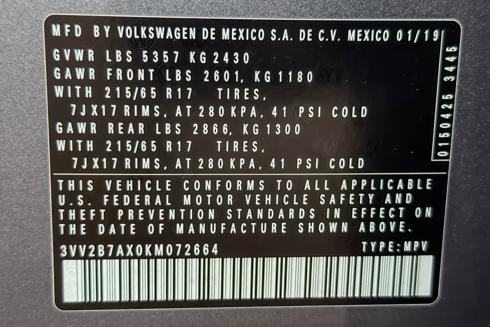 Used 2019 Volkswagen Tiguan SE w/ Panoramic Sunroof Package image 40