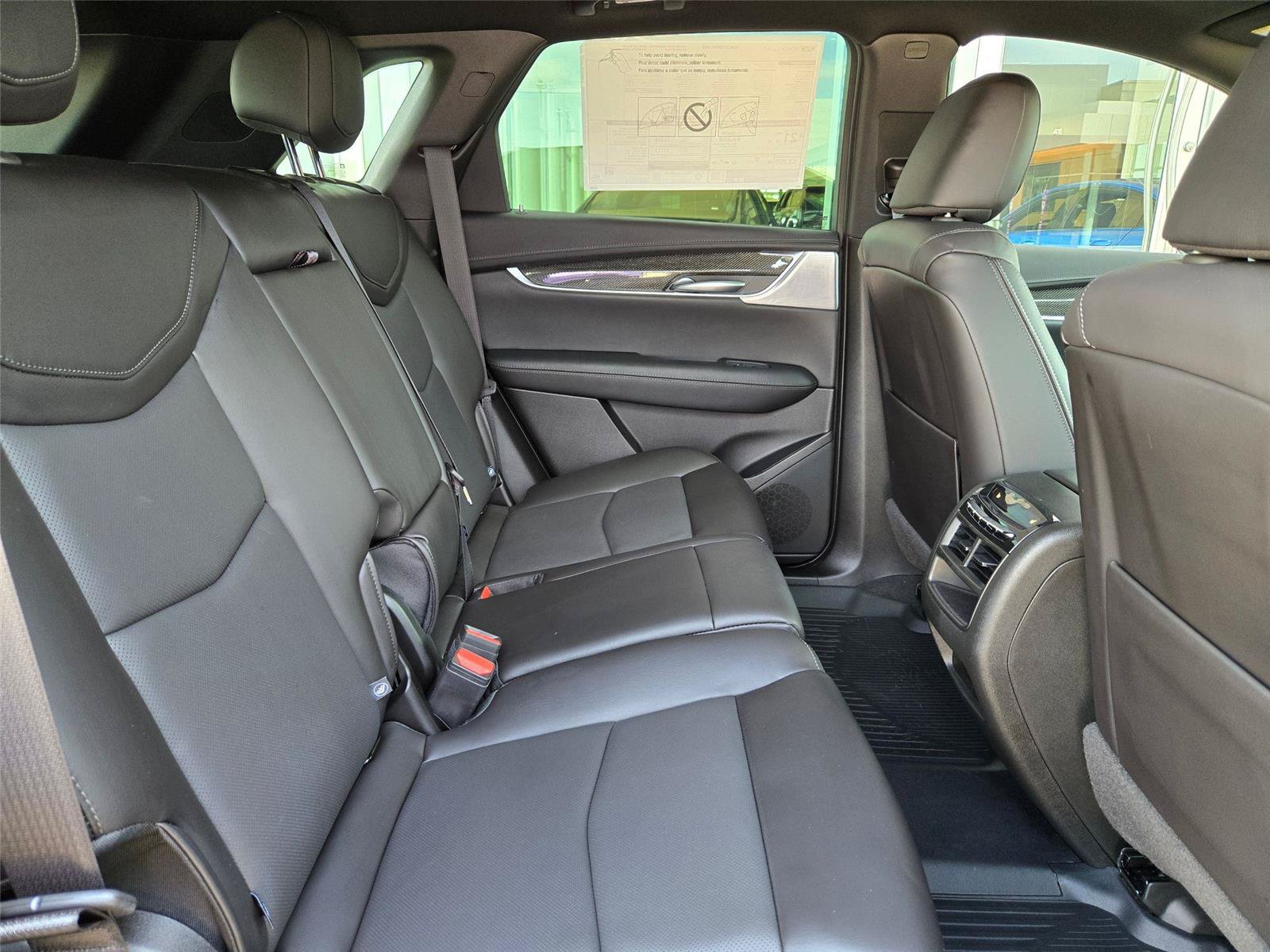 New 2026 Cadillac XT5 Sportv w/ LPO, Floor Liner Package AWD/4WD image 30