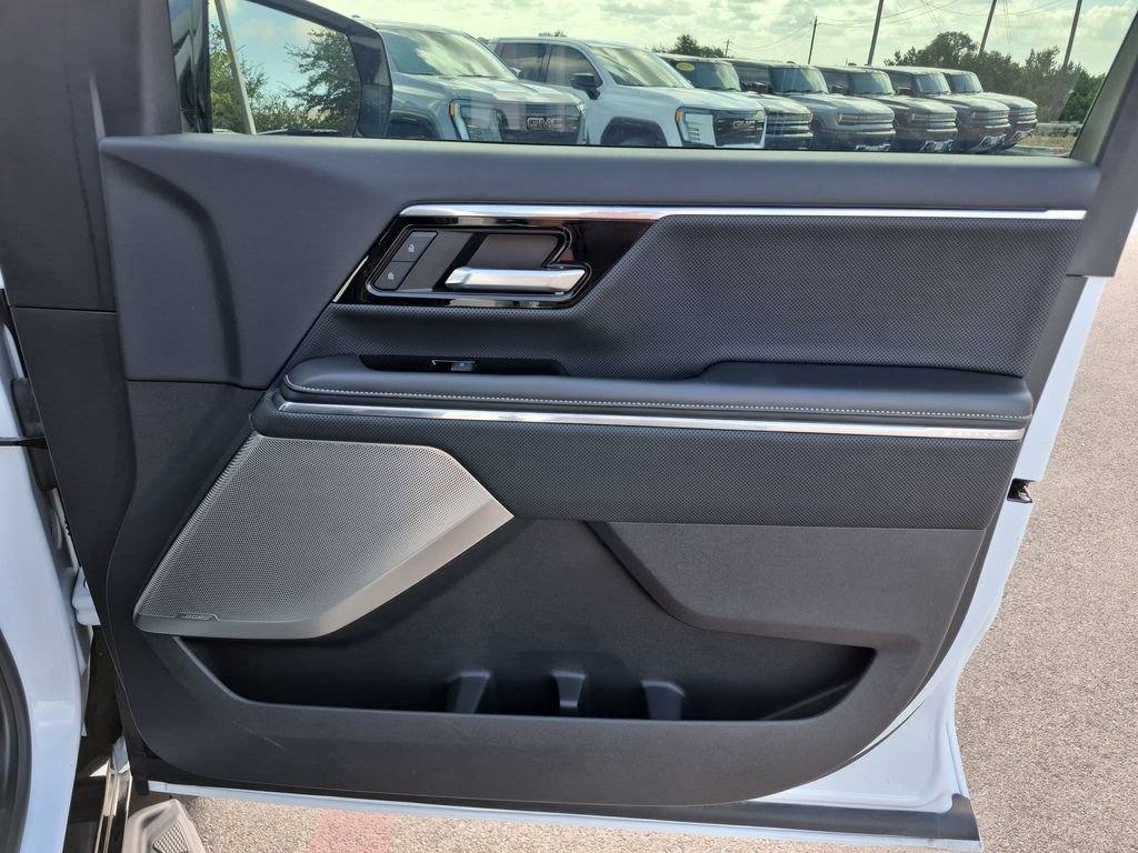 Used 2025 GMC Sierra EV Denali AWD/4WD image 37