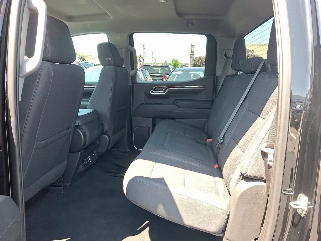 Certified 2023 Chevrolet Silverado 1500 LT AWD/4WD image 10