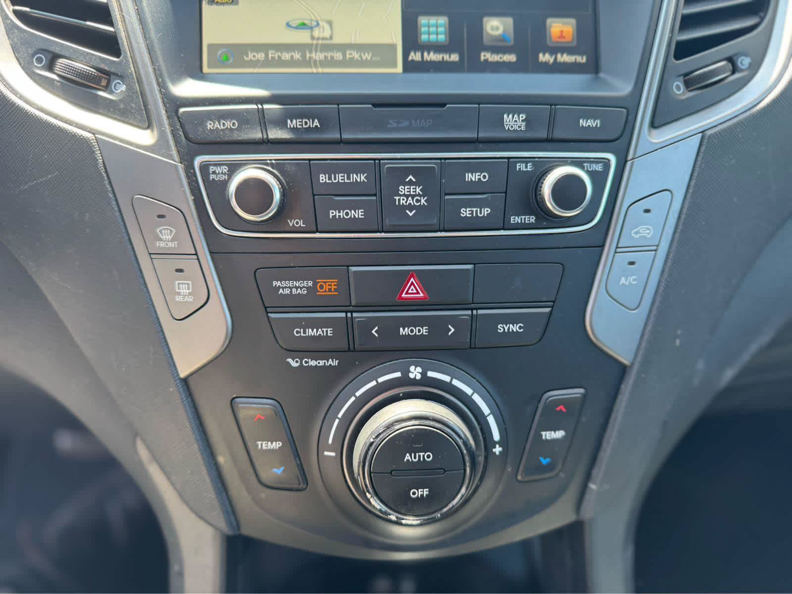 Used 2017 Hyundai Santa Fe Sport FWD image 12
