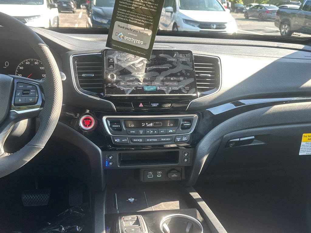 New 2026 Honda Ridgeline Black Edition image 24