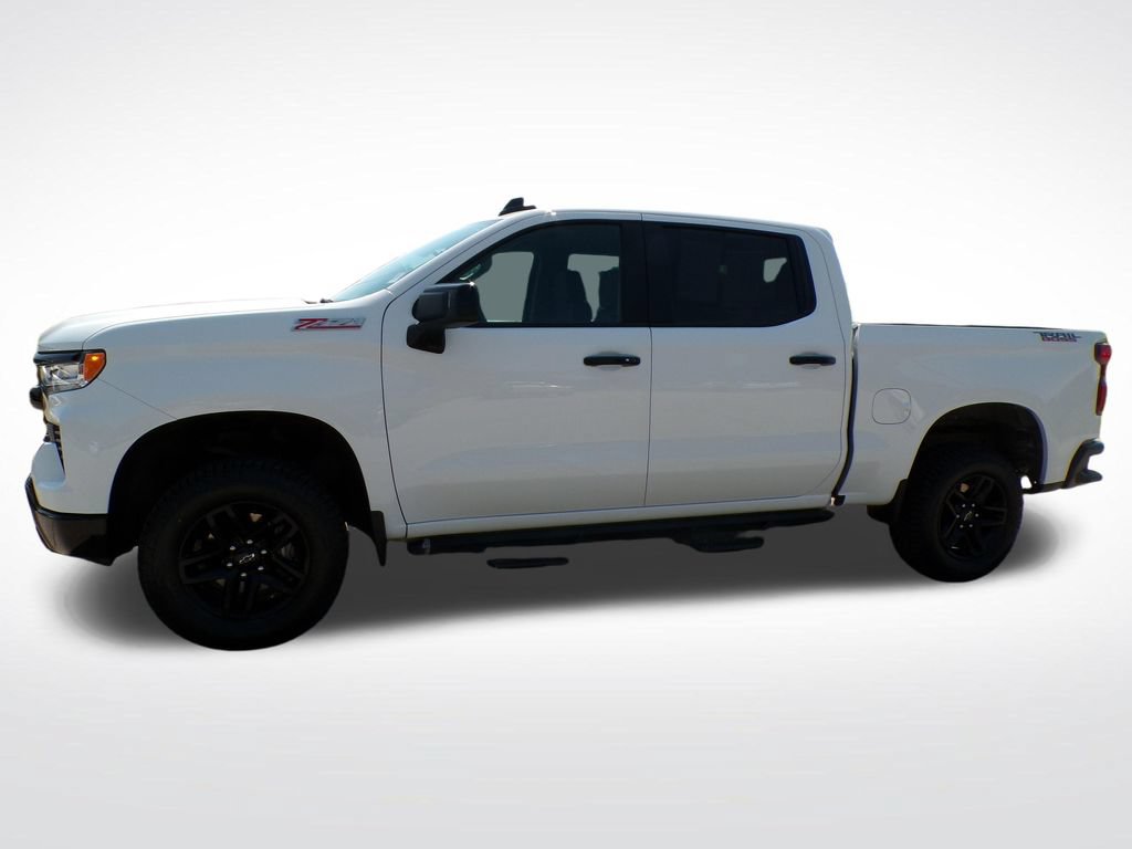 Used 2023 Chevrolet Silverado 1500 LT Trail Boss AWD/4WD image 3