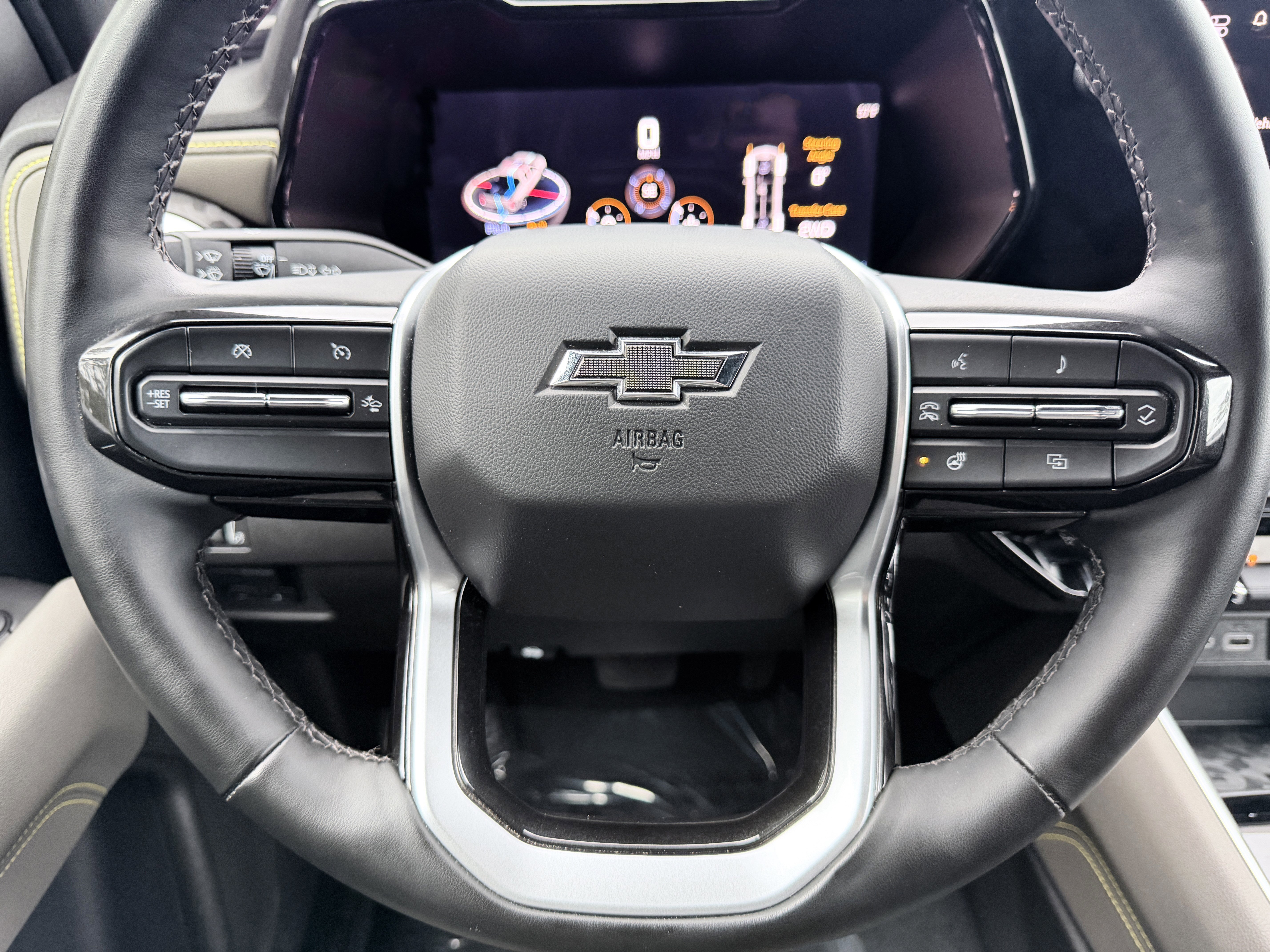 Used 2024 Chevrolet Colorado ZR2 w/ ZR2 Convenience Package III image 40