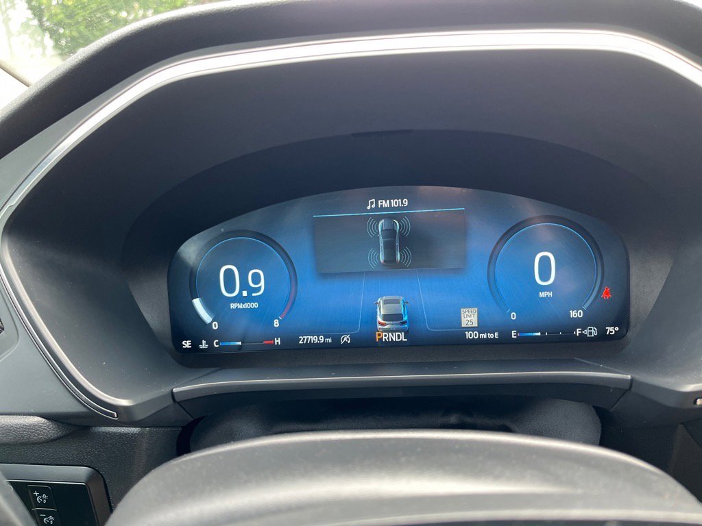 Used 2023 Ford Escape Platinum image 14