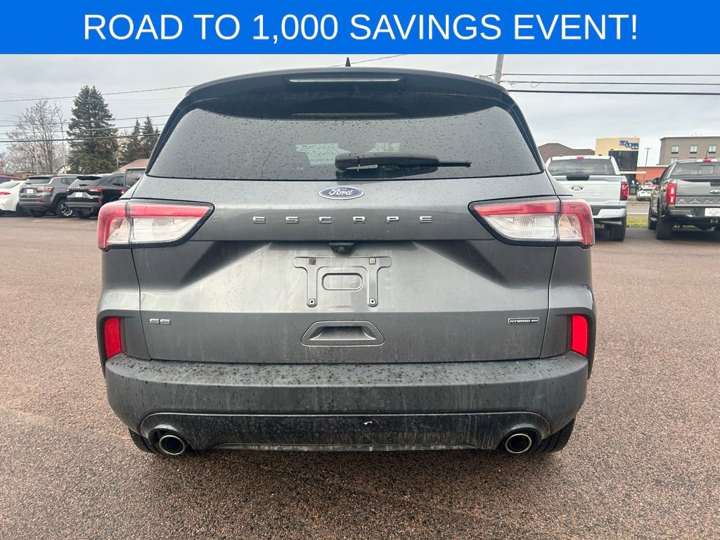 Certified 2021 Ford Escape SE w/ SE Sport Appearance Package image 5