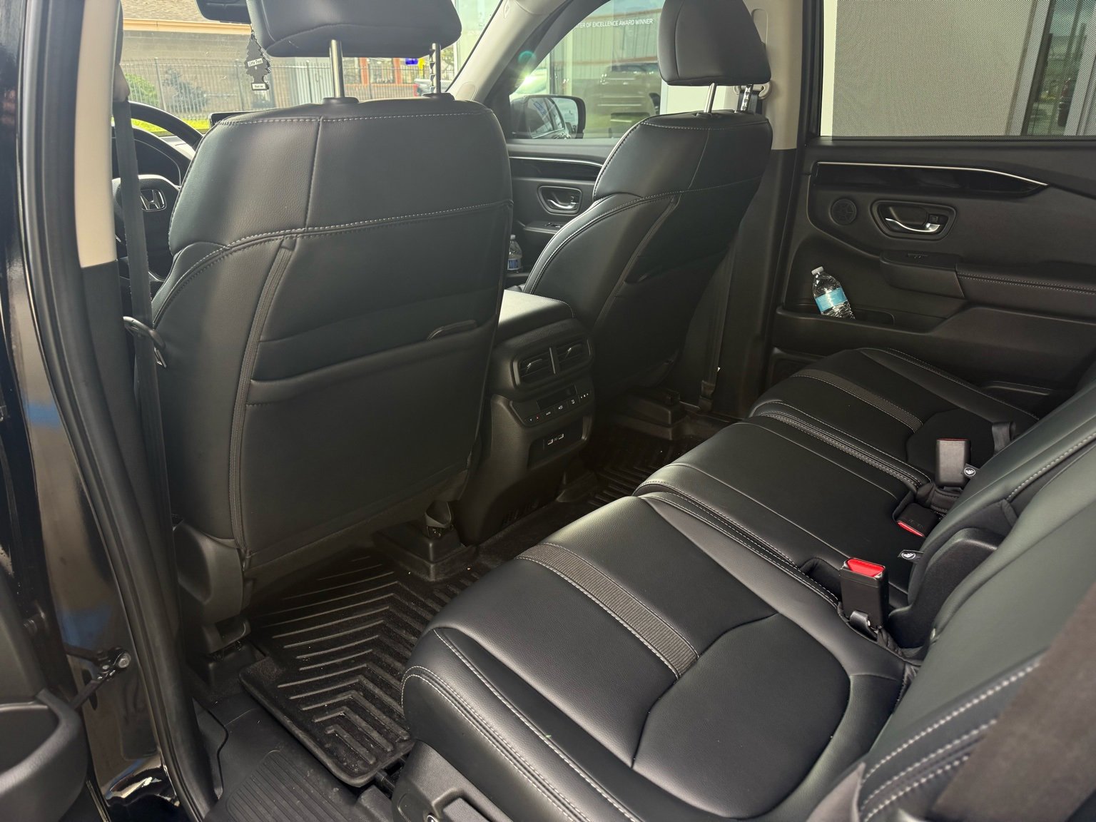 Used 2023 Honda Pilot EX-L image 11