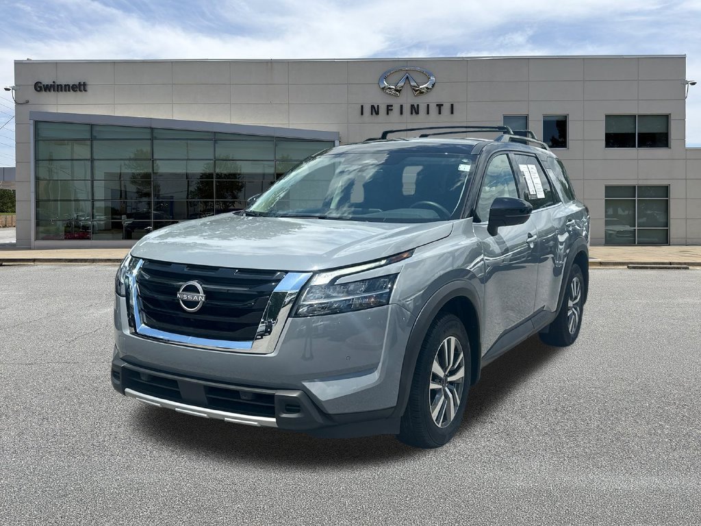 Used 2024 Nissan Pathfinder SL