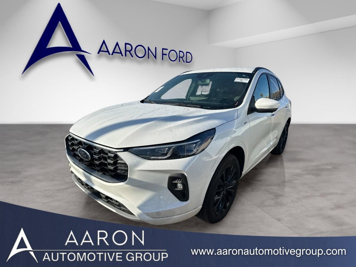 Used 2025 Ford Escape ST-Line Elite w/ Premium Technology Package image 1