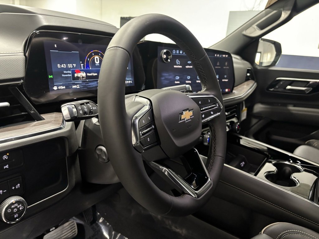 New 2026 Chevrolet Suburban Premier image 15