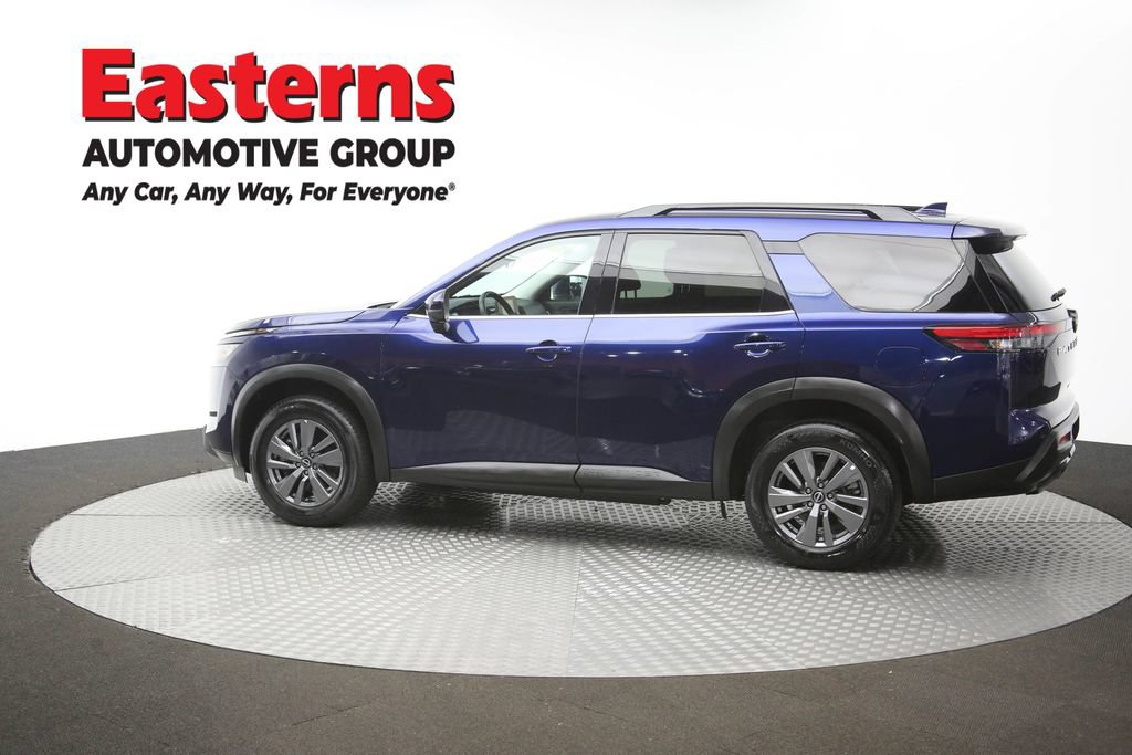 Used 2025 Nissan Pathfinder SV FWD image 61