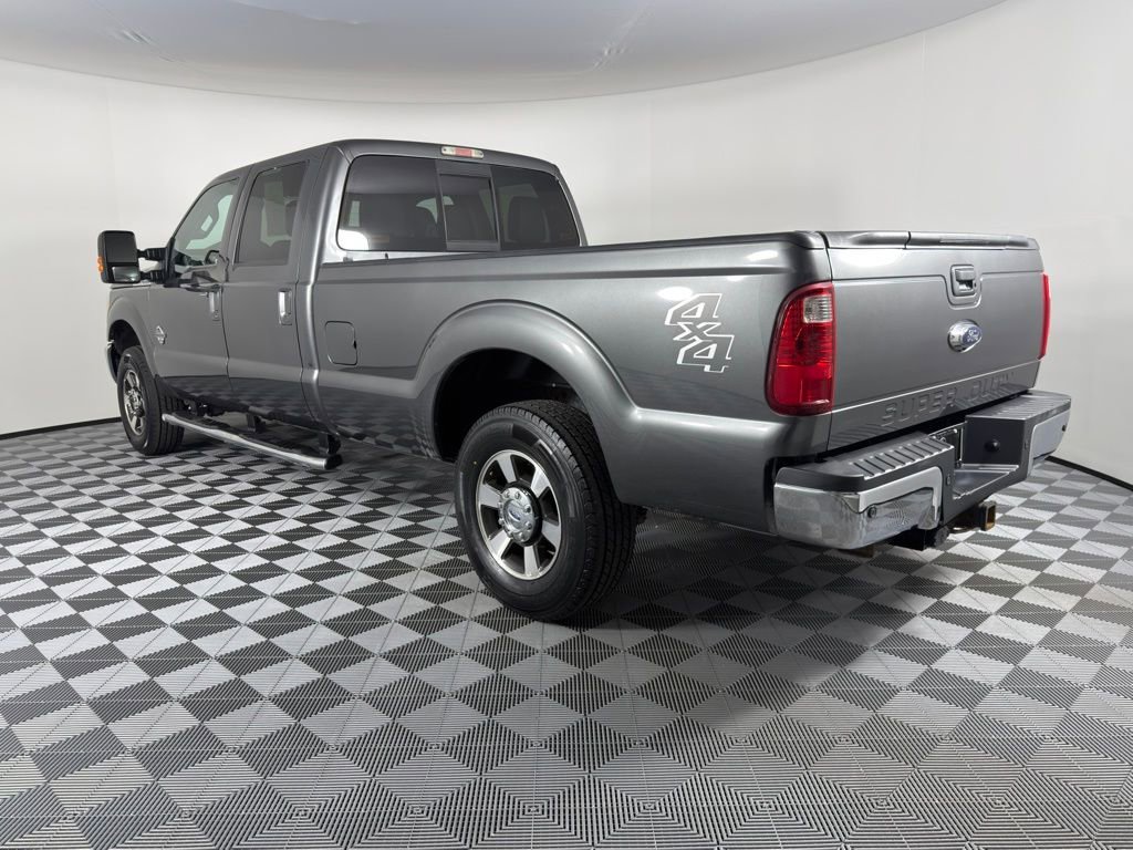 Used 2016 Ford F250 Lariat w/ Lariat Interior Package image 6