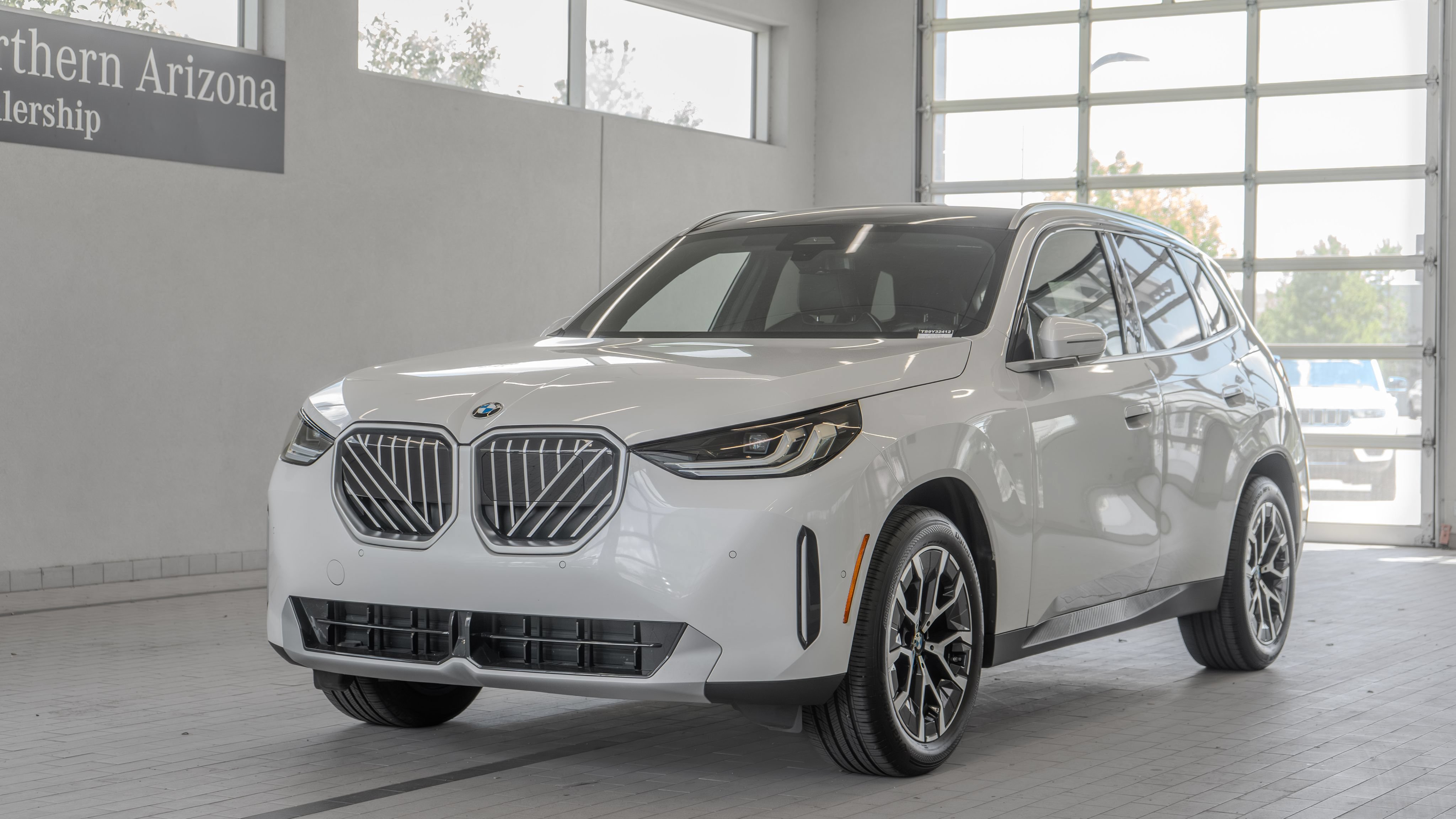 Used 2025 BMW X3 xDrive30i w/ M Sport Package AWD/4WD image 25