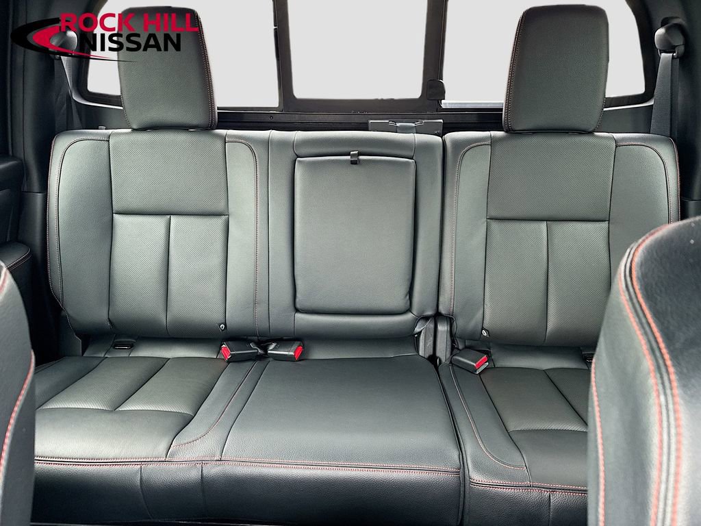 Used 2021 Nissan Titan PRO-4X w/ Pro-4x Convenience Package image 24