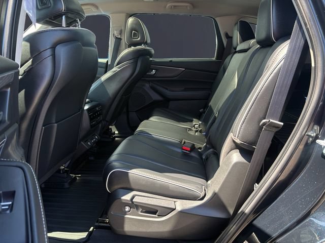 Used 2024 Acura MDX w/ Advance Package AWD/4WD image 13