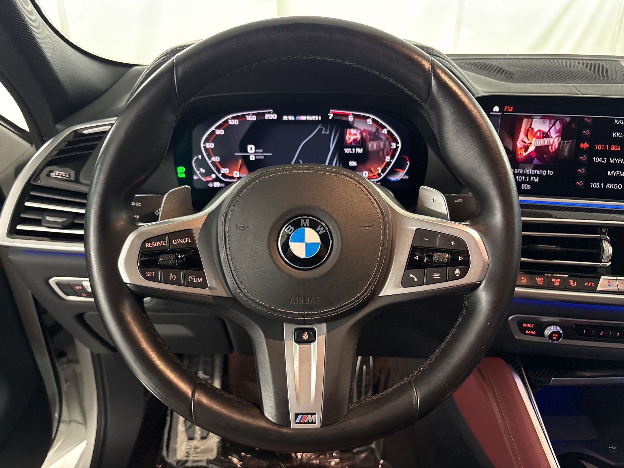 Used 2022 BMW X6 M50i w/ Executive Package AWD/4WD image 18