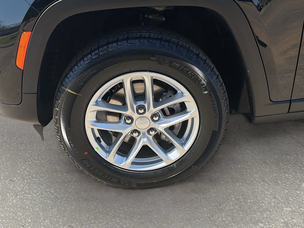 New 2026 Jeep Grand Cherokee Laredo X AWD/4WD image 40