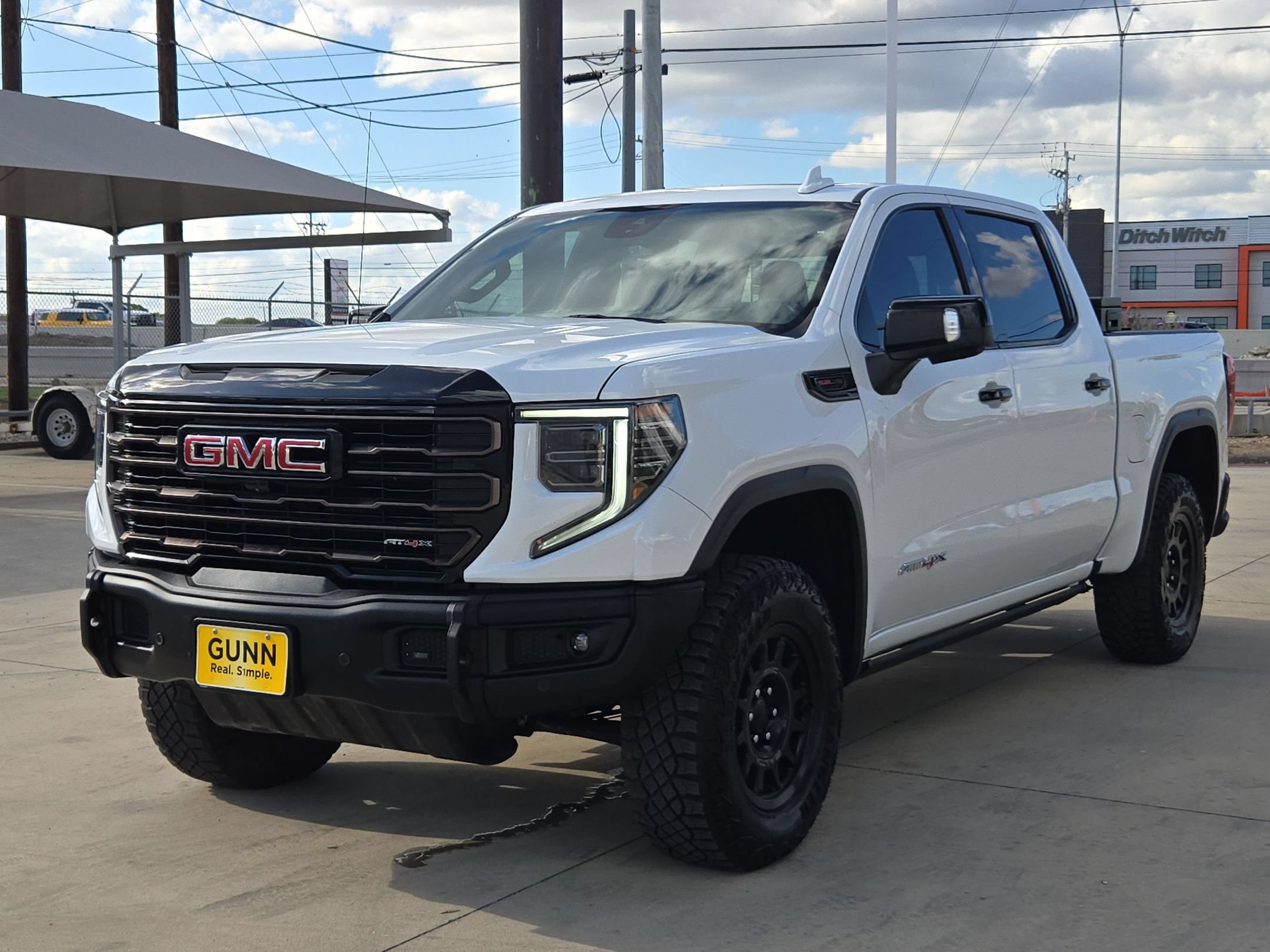 Certified 2025 GMC Sierra 1500 AT4X w/ AT4X AEV Edition AWD/4WD image 7
