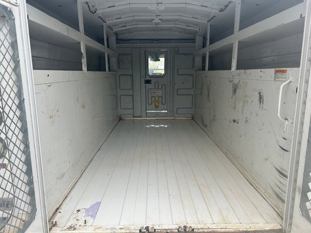 Used 2017 Ford Transit 350 138 w/ Interior Upgrade Package RWD image 5