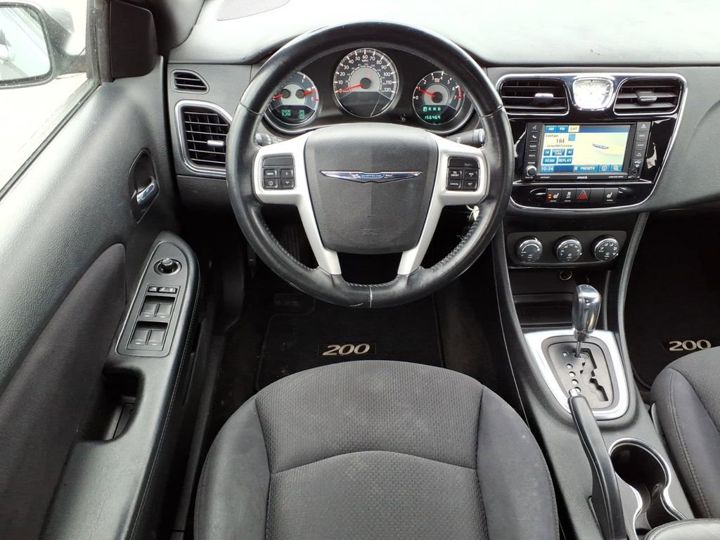 Used 2014 Chrysler 200 Touring w/ Cold Weather Group image 10