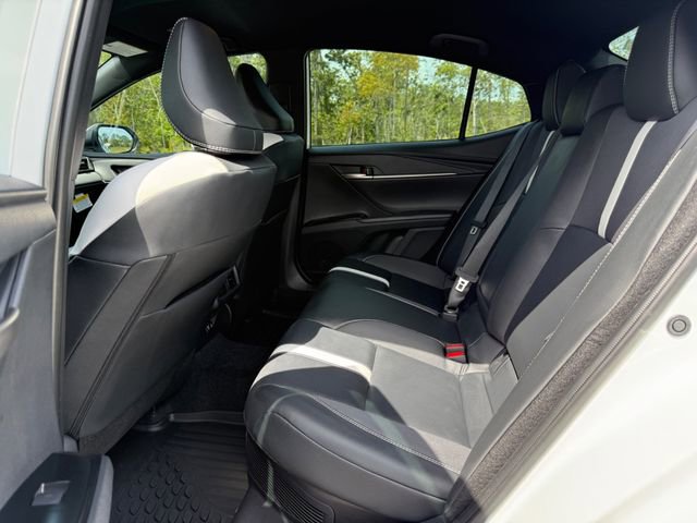 Used 2026 Toyota Camry SE FWD image 11