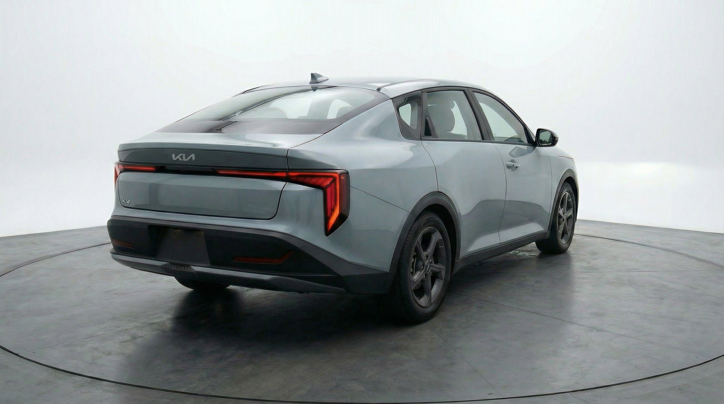Used 2025 Kia K4 LXS image 9