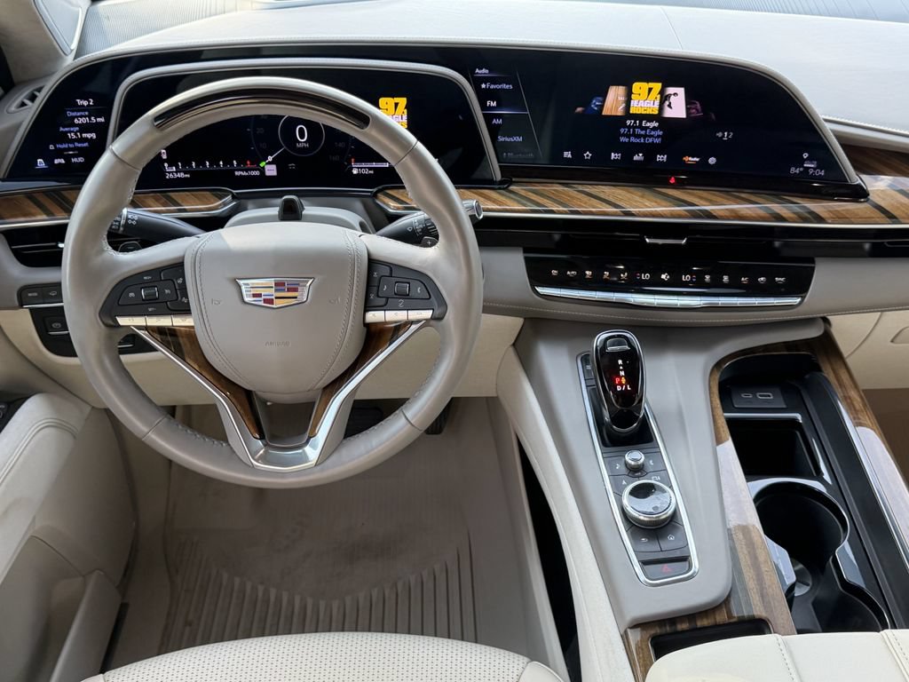 Used 2023 Cadillac Escalade Premium Luxury Platinum RWD image 10